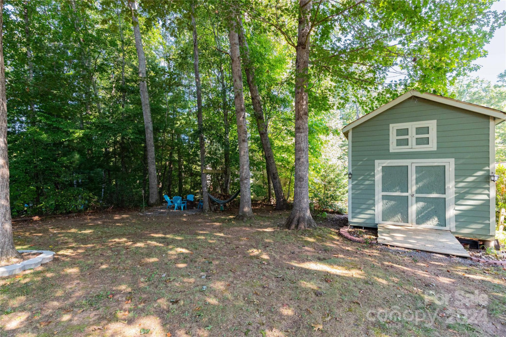 27 Enochs Way Fletcher, NC 28732