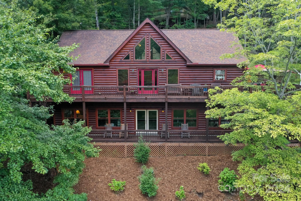 2066 Memorial Hw Lake Lure, NC 28746