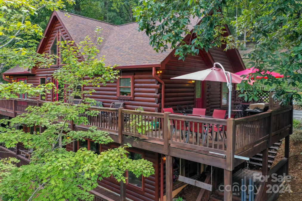 2066 Memorial Hw Lake Lure, NC 28746