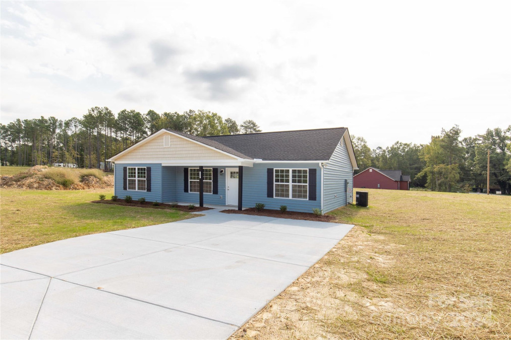 585 Wateree St Lancaster, SC 29720