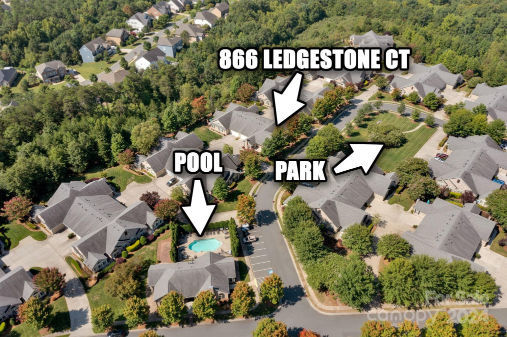 866 Ledgestone Ct Tega Cay, SC 29708