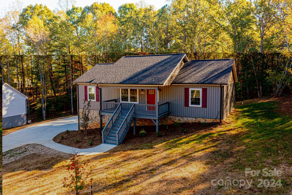 2349 Ellen St Granite Falls, NC 28630