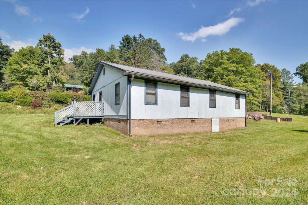 5407 Gerton Hw Gerton, NC 28735