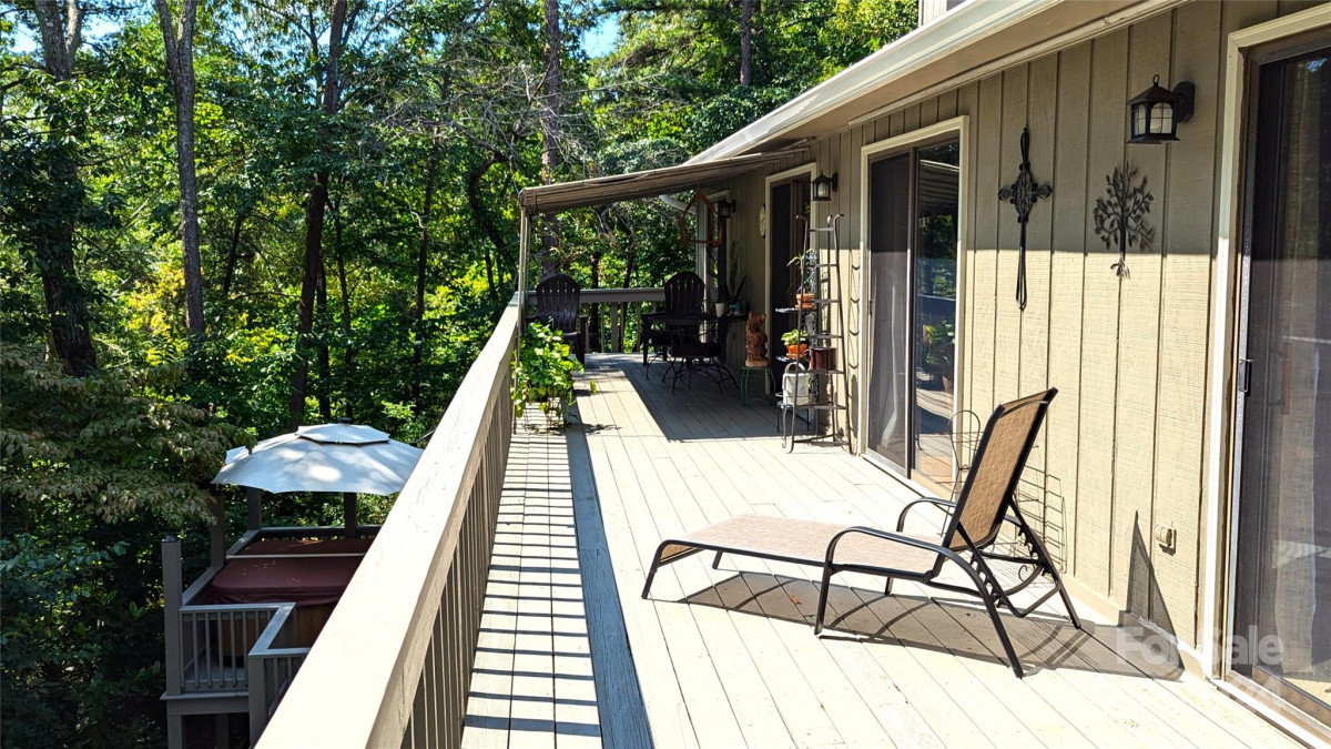 285 Watership Rd Lake Lure, NC 28746