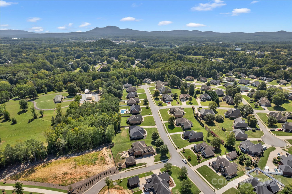 312 Wintergreen Ct Kings Mountain, NC 28086