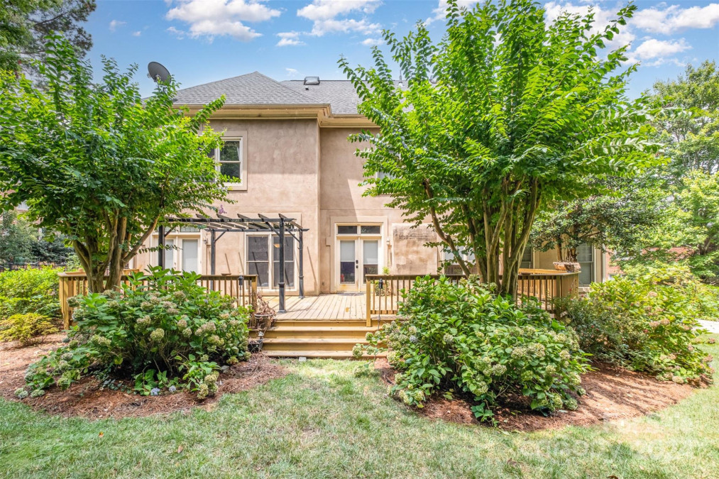 10402 Balch Manor Ct Charlotte, NC 28277