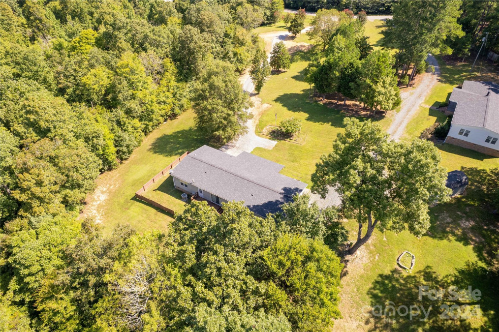 174 Little Pine Dr Smyrna, SC 29743