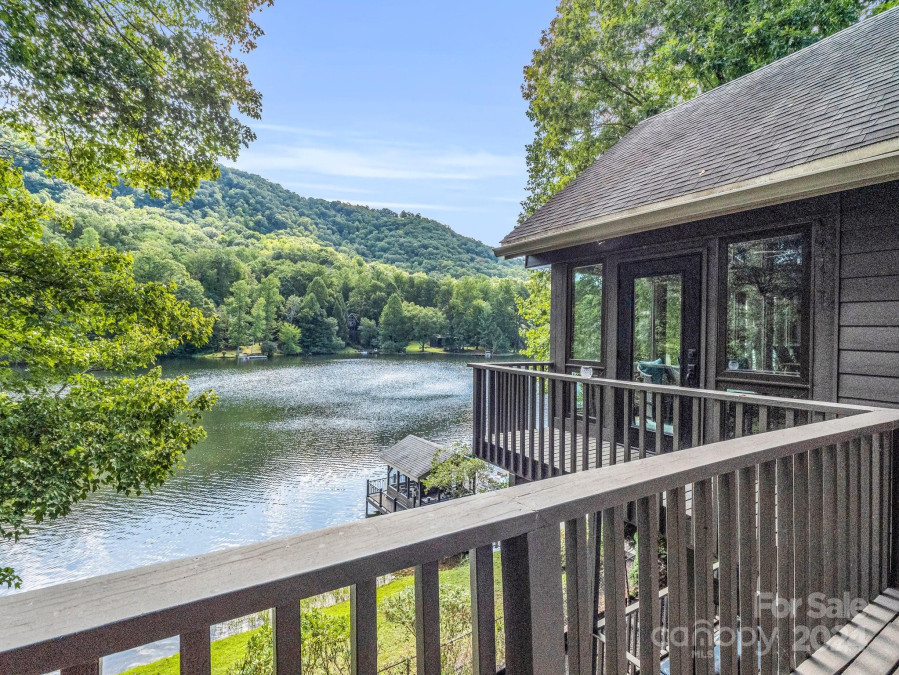 430 Westlake Dr Lake Lure, NC 28746