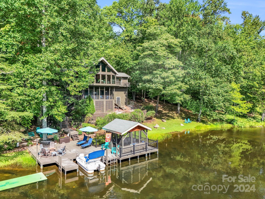 430 Westlake Dr Lake Lure, NC 28746