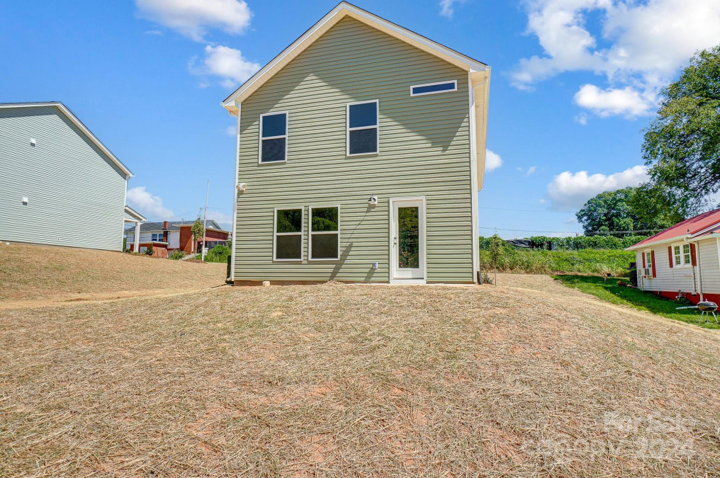 508 Elpine St Statesville, NC 28677