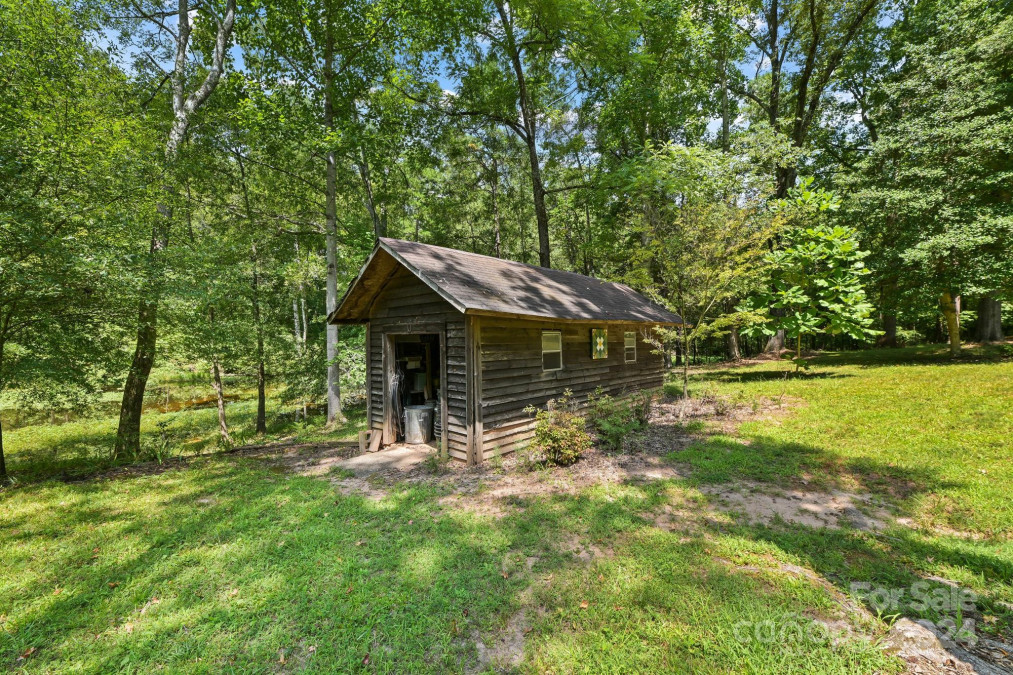 1135 Arabian Farm Rd Clover, SC 29710