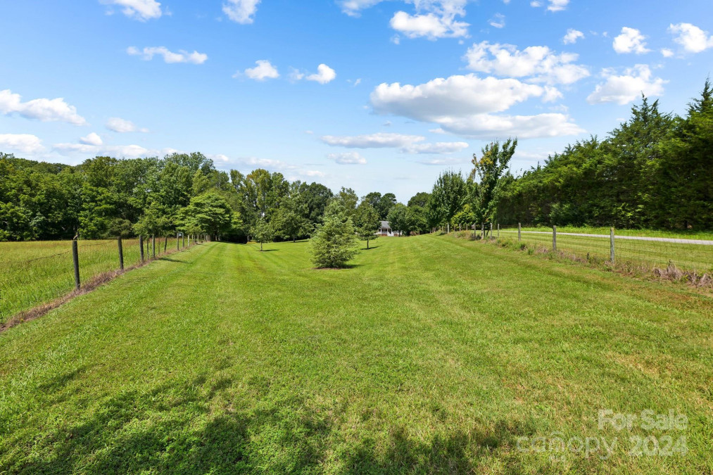 1135 Arabian Farm Rd Clover, SC 29710