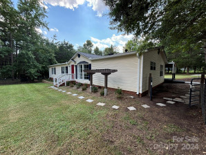 2852 Anderson Rd Catawba, SC 29704