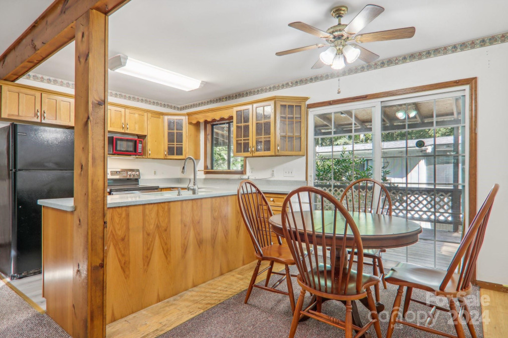 12 Lisa Ln Maggie Valley, NC 28751