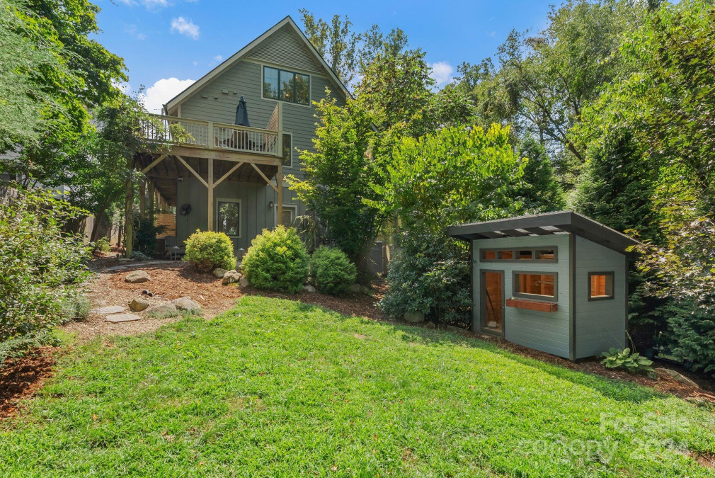 123 Brucemont Cir Asheville, NC 28806