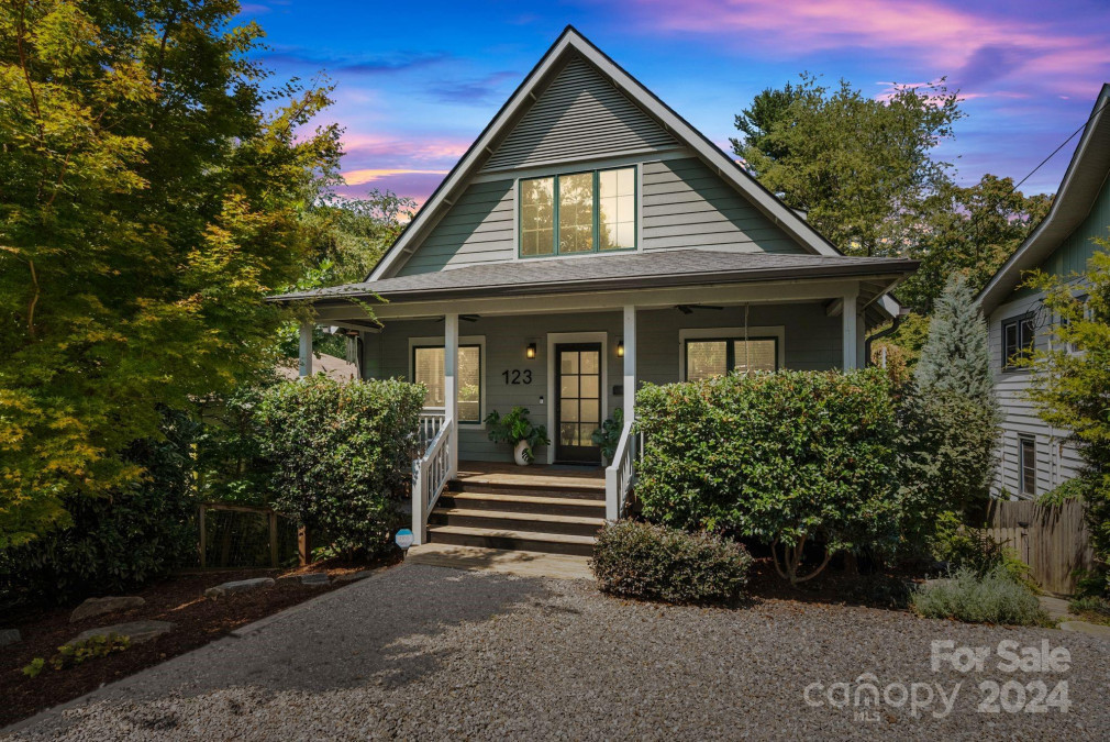 123 Brucemont Cir Asheville, NC 28806