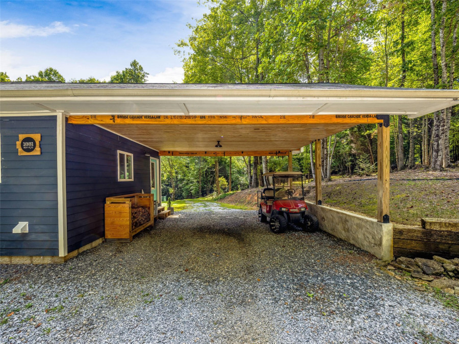 1881 Becky Mountain Rd Brevard, NC 28712