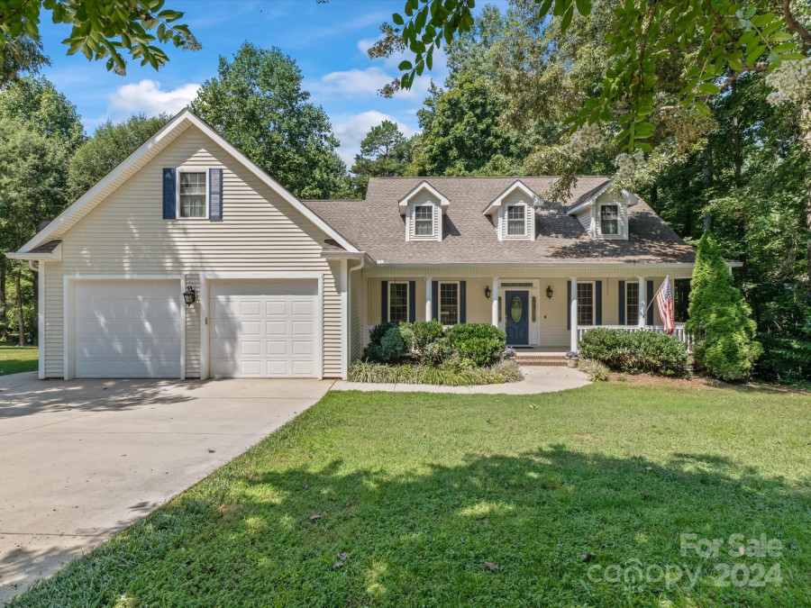 3567 Lake Bluff Dr Sherrills Ford, NC 28673