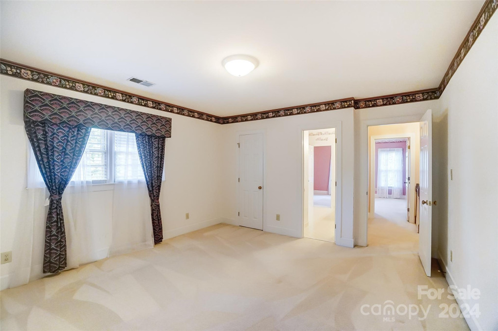 6517 Hunter Pine Ln Charlotte, NC 28270