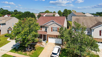 2015 Savannah Hills Dr Matthews, NC 28105