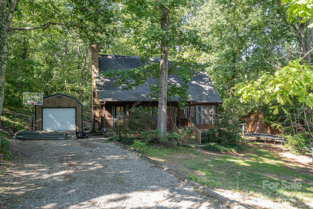 127 Rustic Hills Cir Bessemer City, NC 28016