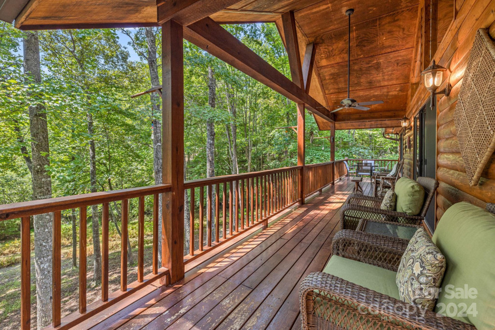 127 Lazy Creek Ln Murphy, NC 28906