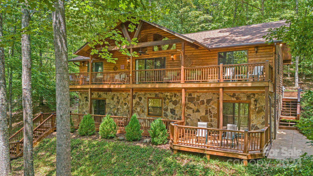 127 Lazy Creek Ln Murphy, NC 28906