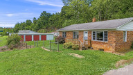 1417 Us 19 Hw Mars Hill, NC 28754