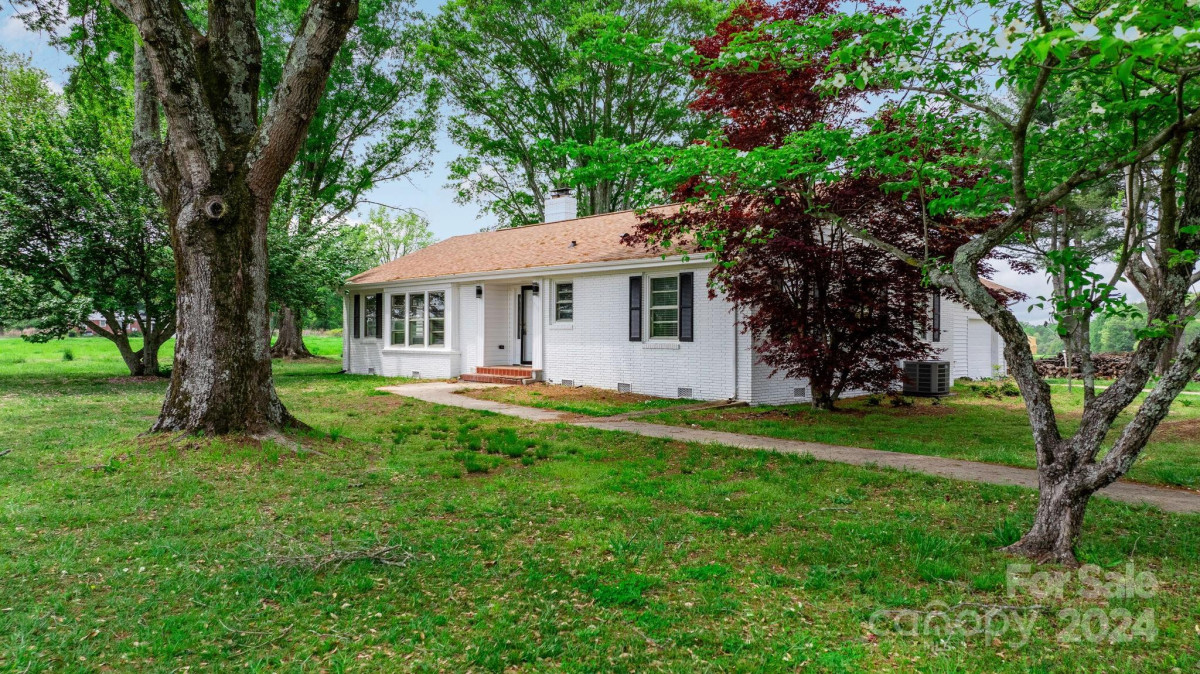 4529 Fallston Rd Fallston, NC 28090