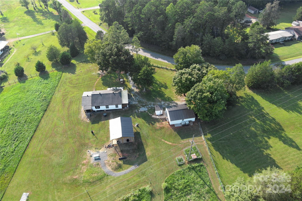 566 Abbeydale Rd Harmony, NC 28634