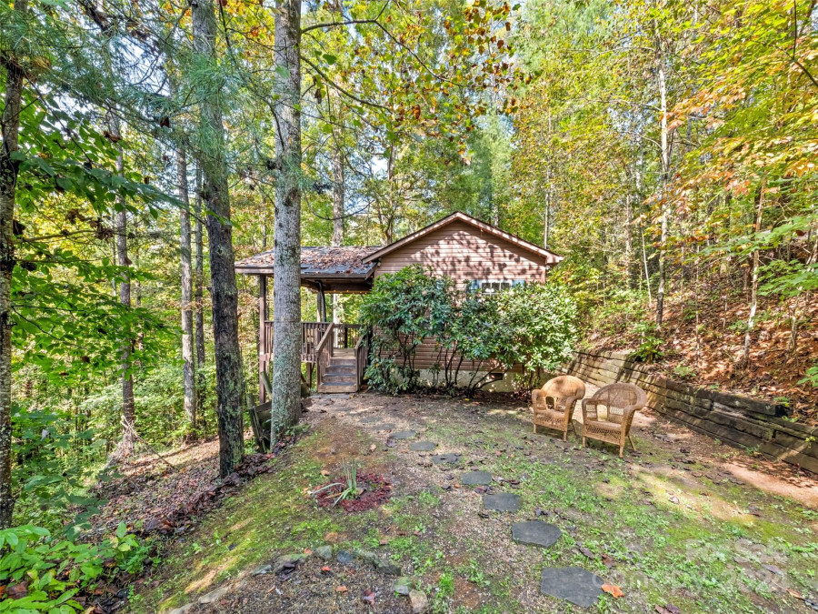 626 Rustic Heights Rd Waynesville, NC 28785