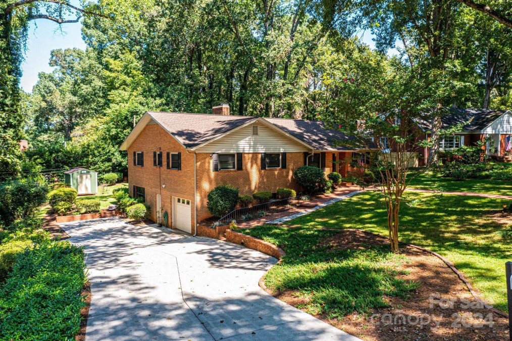 130 Pinehurst Ln Newton, NC 28658