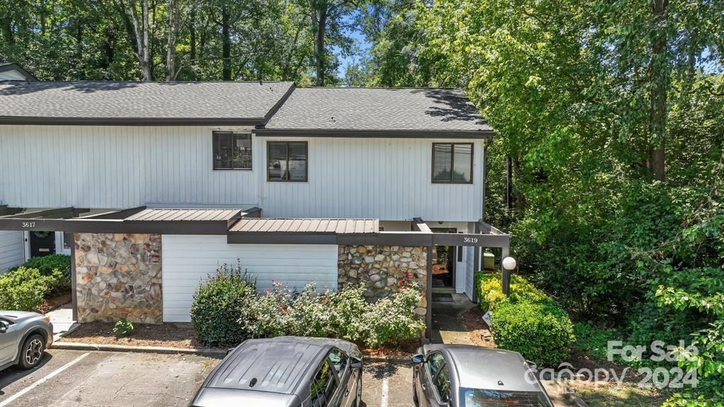 3619 Maple Glenn Ln Charlotte, NC 28226