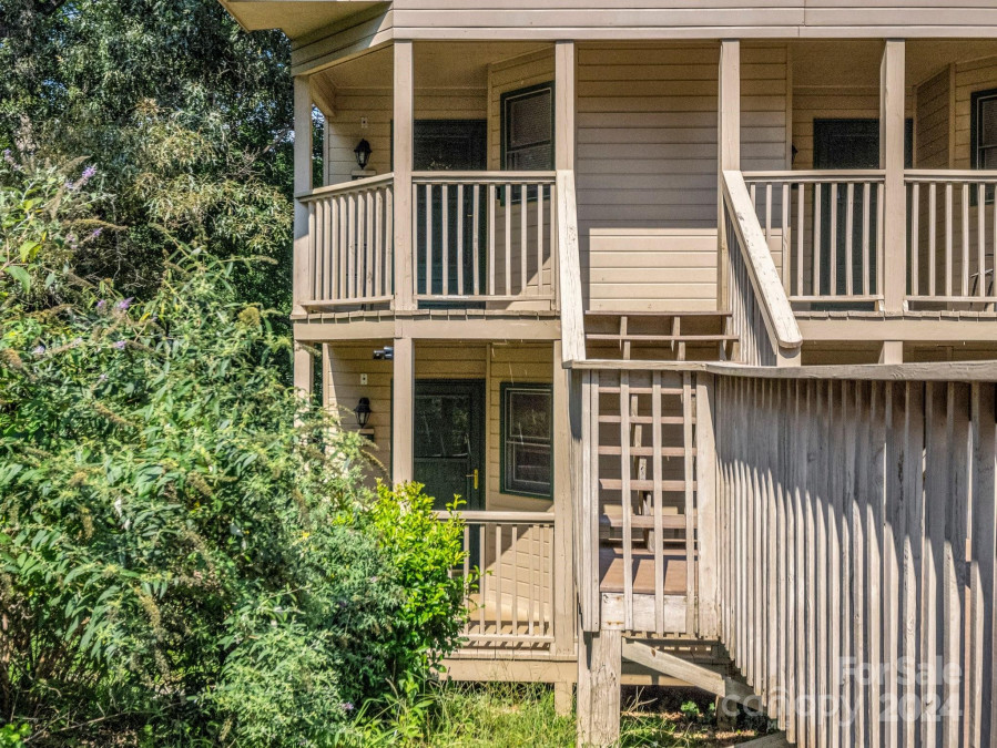 160 Whitney Blvd Lake Lure, NC 28746