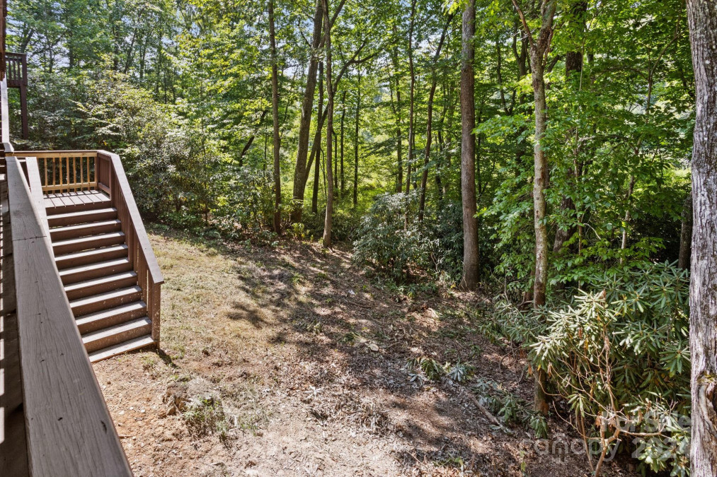 55 Vintage Rd Candler, NC 28715