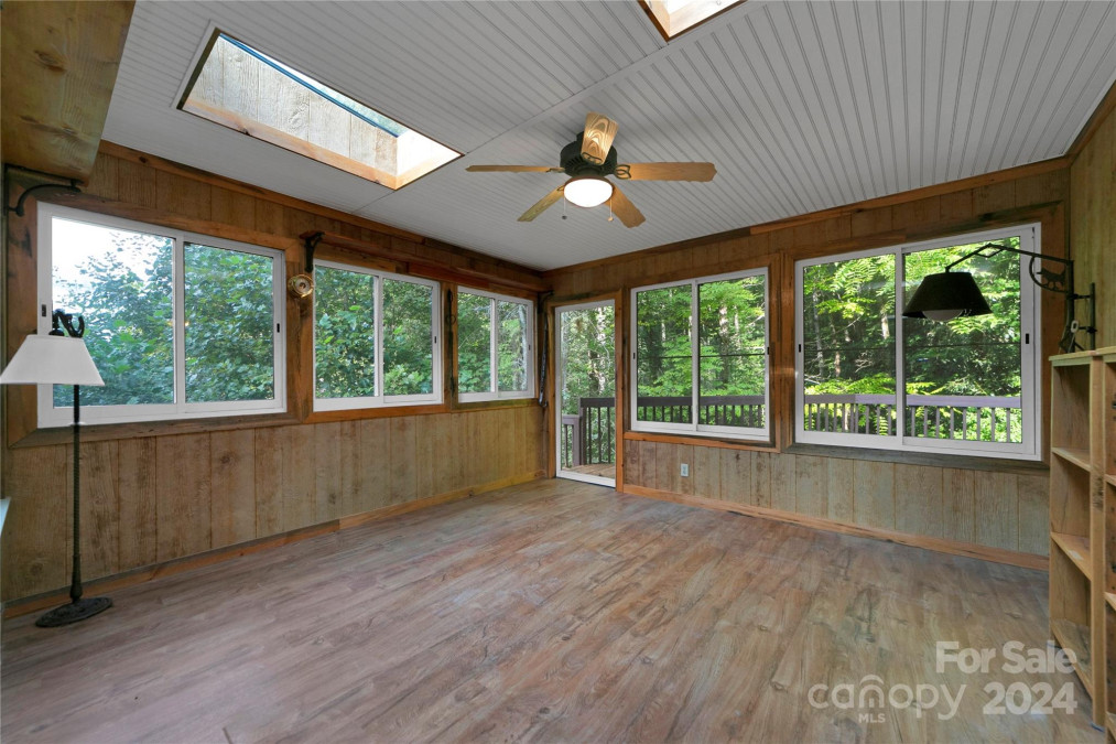 89 Quiet Pond Ln Pisgah Forest, NC 28768