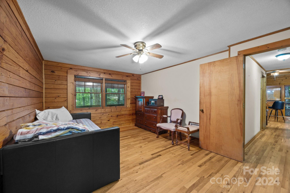 150 Misty Mountain Dr Maggie Valley, NC 28751