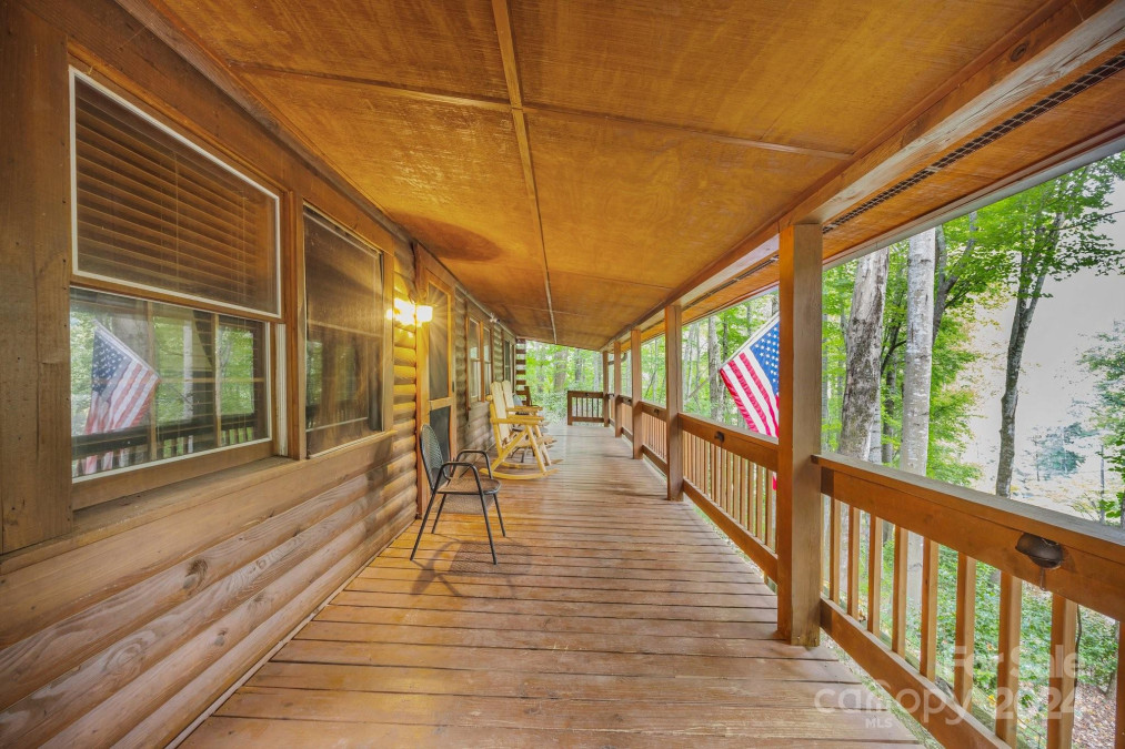 150 Misty Mountain Dr Maggie Valley, NC 28751