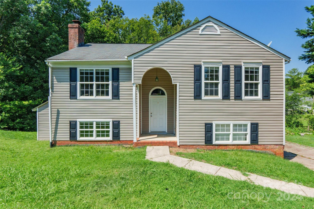 7446 Captain John Ln Charlotte, NC 28273