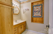 6 Bear Trl Fairview, NC 28730