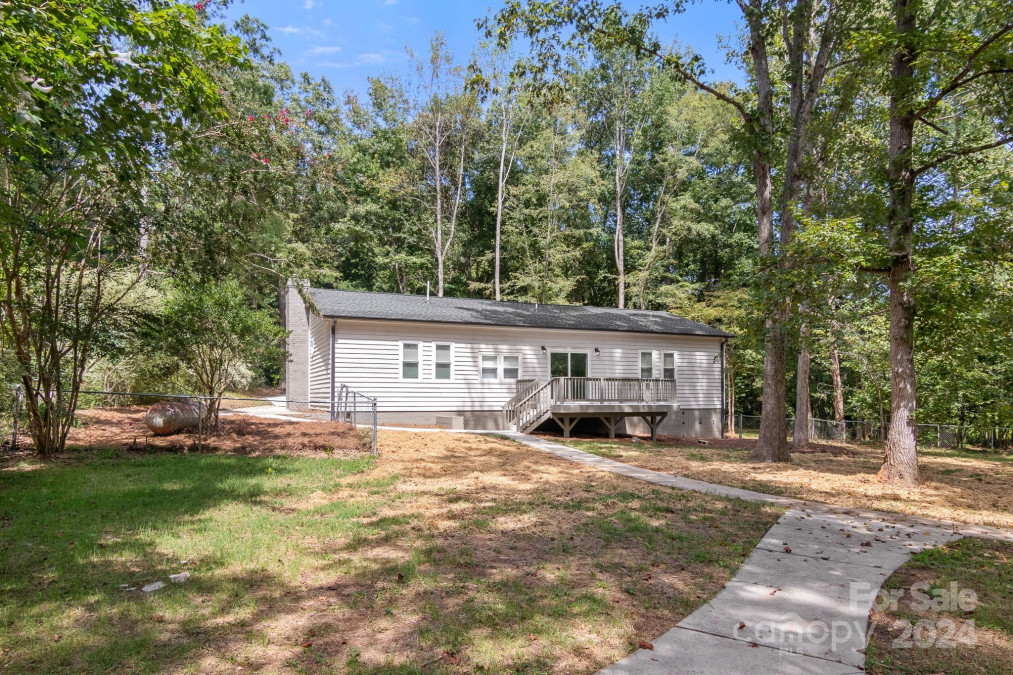 6205 Bud Huey Rd Waxhaw, NC 28173