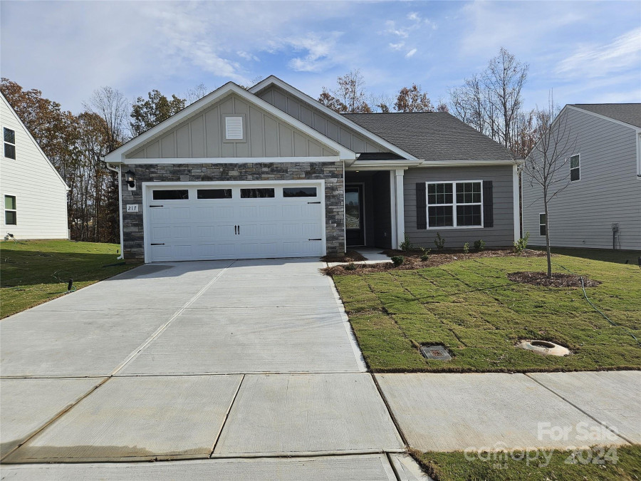 217 Colonial Reserve Ave Troutman, NC 28166