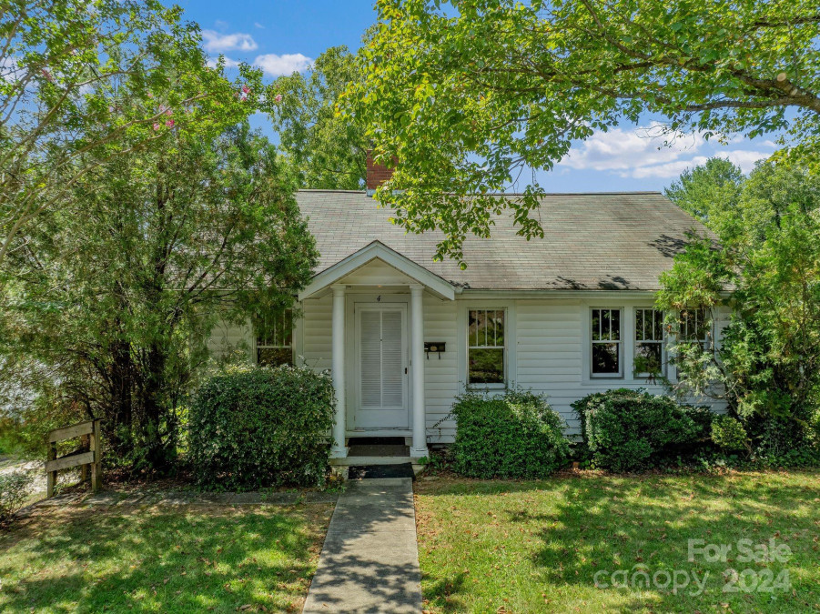 42 Green Hill Ave Asheville, NC 28806