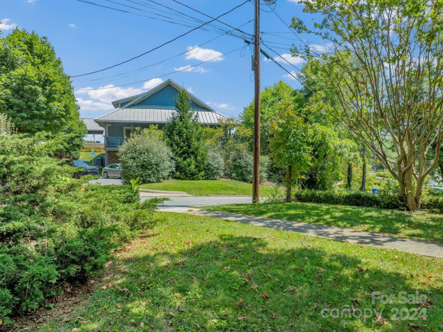 42 Green Hill Ave Asheville, NC 28806