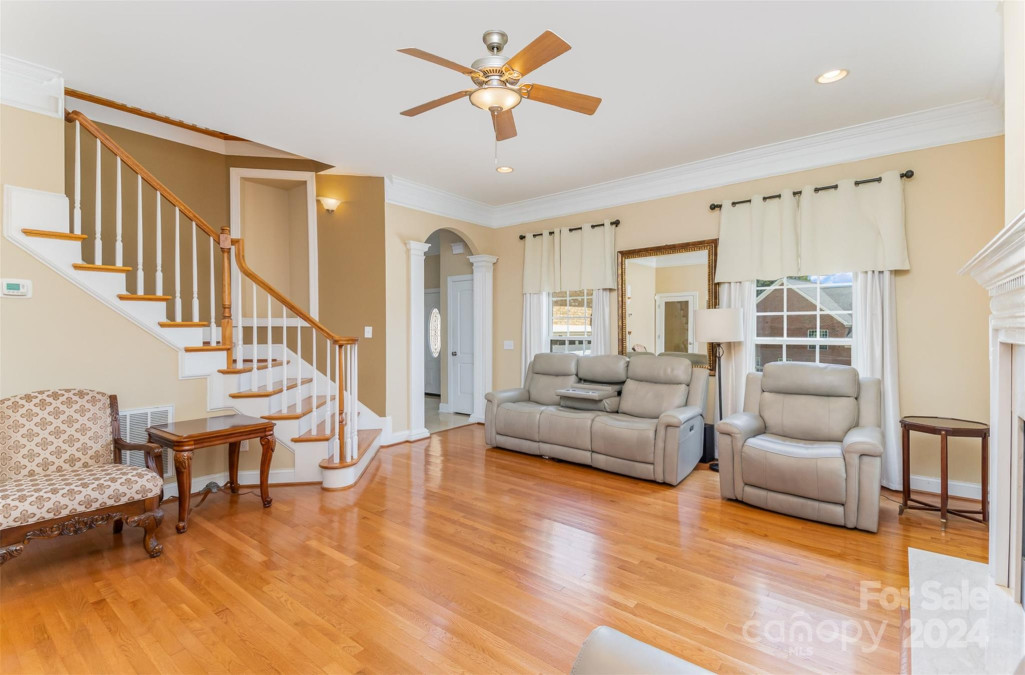 305 Chancelot Ln Fort Mill, SC 29708