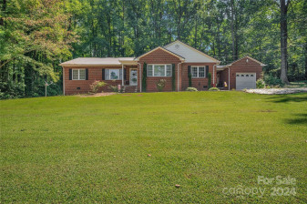 700 Wood St Troy, NC 27371