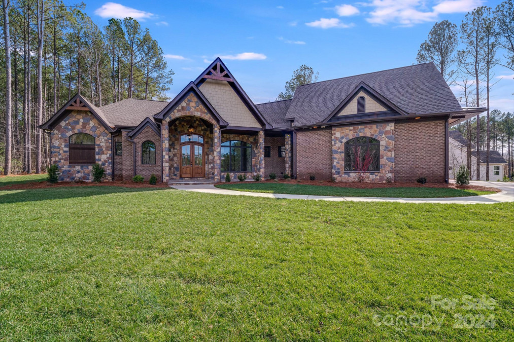 6422 Chimney Bluff Rd Lancaster, SC 29720