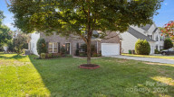 9523 Mitchell Glen Dr Charlotte, NC 28277