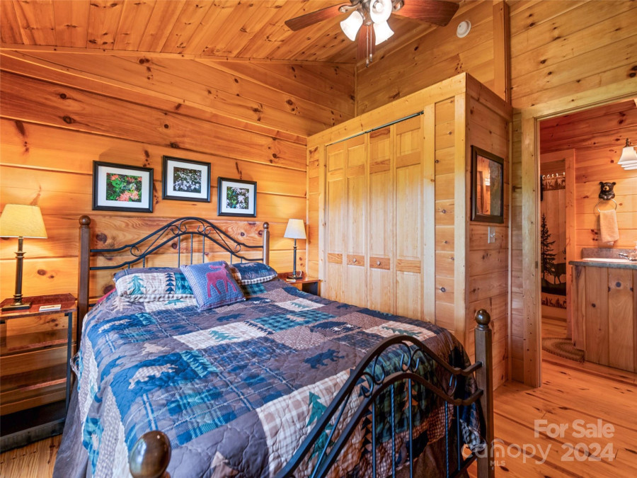 85 Screech Owl Cir Maggie Valley, NC 28751