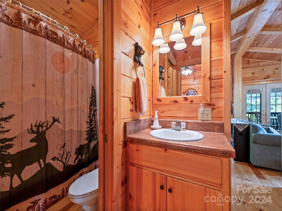 85 Screech Owl Cir Maggie Valley, NC 28751